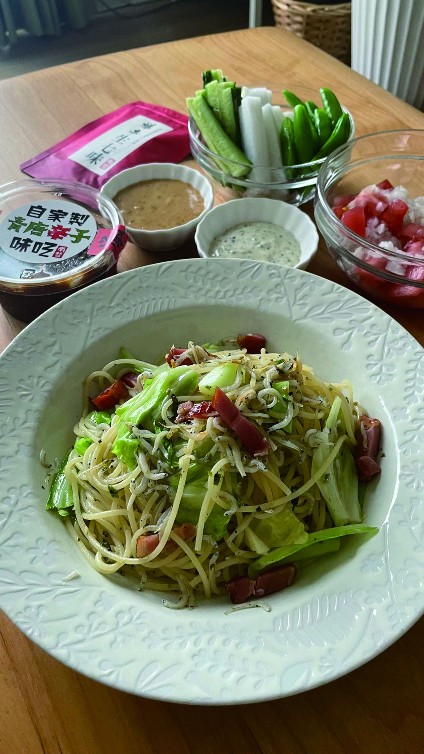 青唐辛子味噌と爆辛生七味を使ったディップ