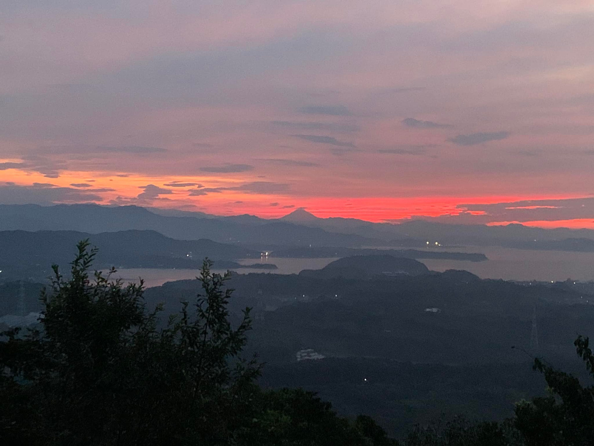 嵩山（すやま）展望台から日の出と富士山を！（愛知県豊橋市・静岡県湖西市）