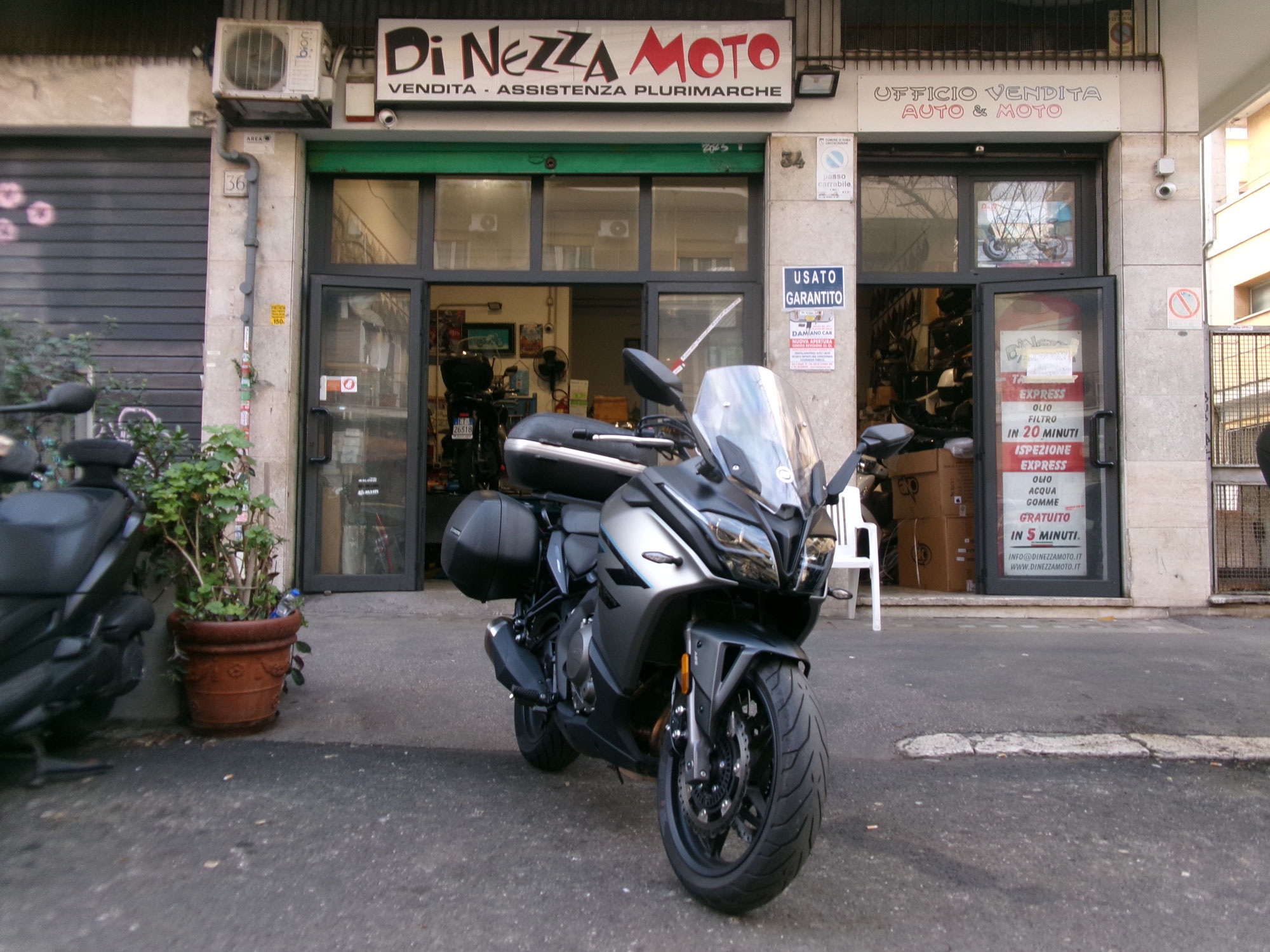 CF MOTO 650 GT - 2025 - KM 1.000 - EURO 5