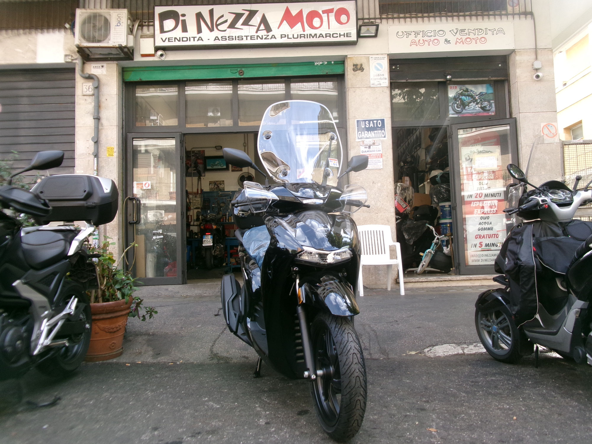 HONDA SH 350 ABS TCS - EURO 5 - NUOVO DA IMMATRICOLARE