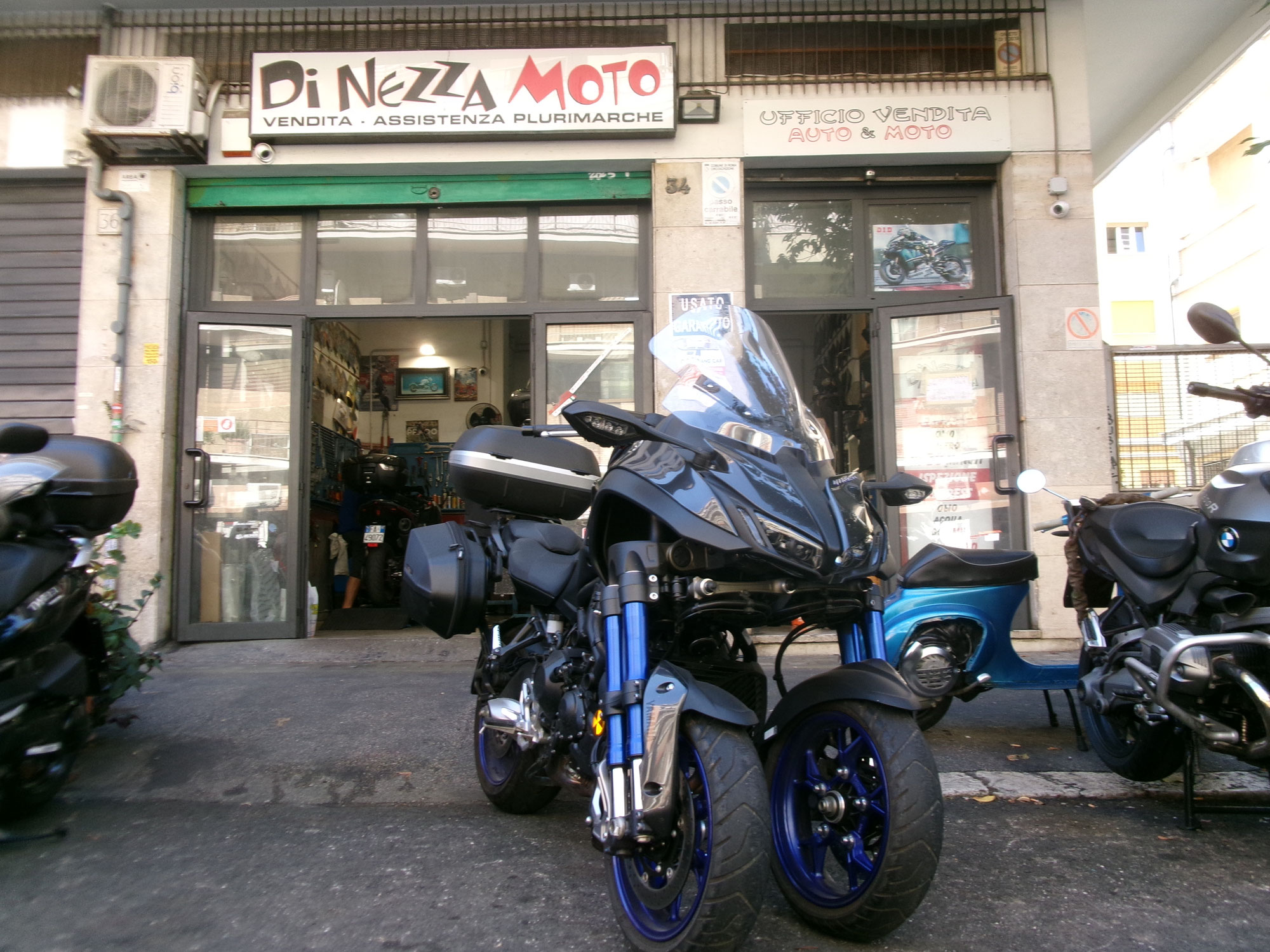 YAMAHA NIKEN 900 ABS - 2019 - KM 6.000 - EURO 4