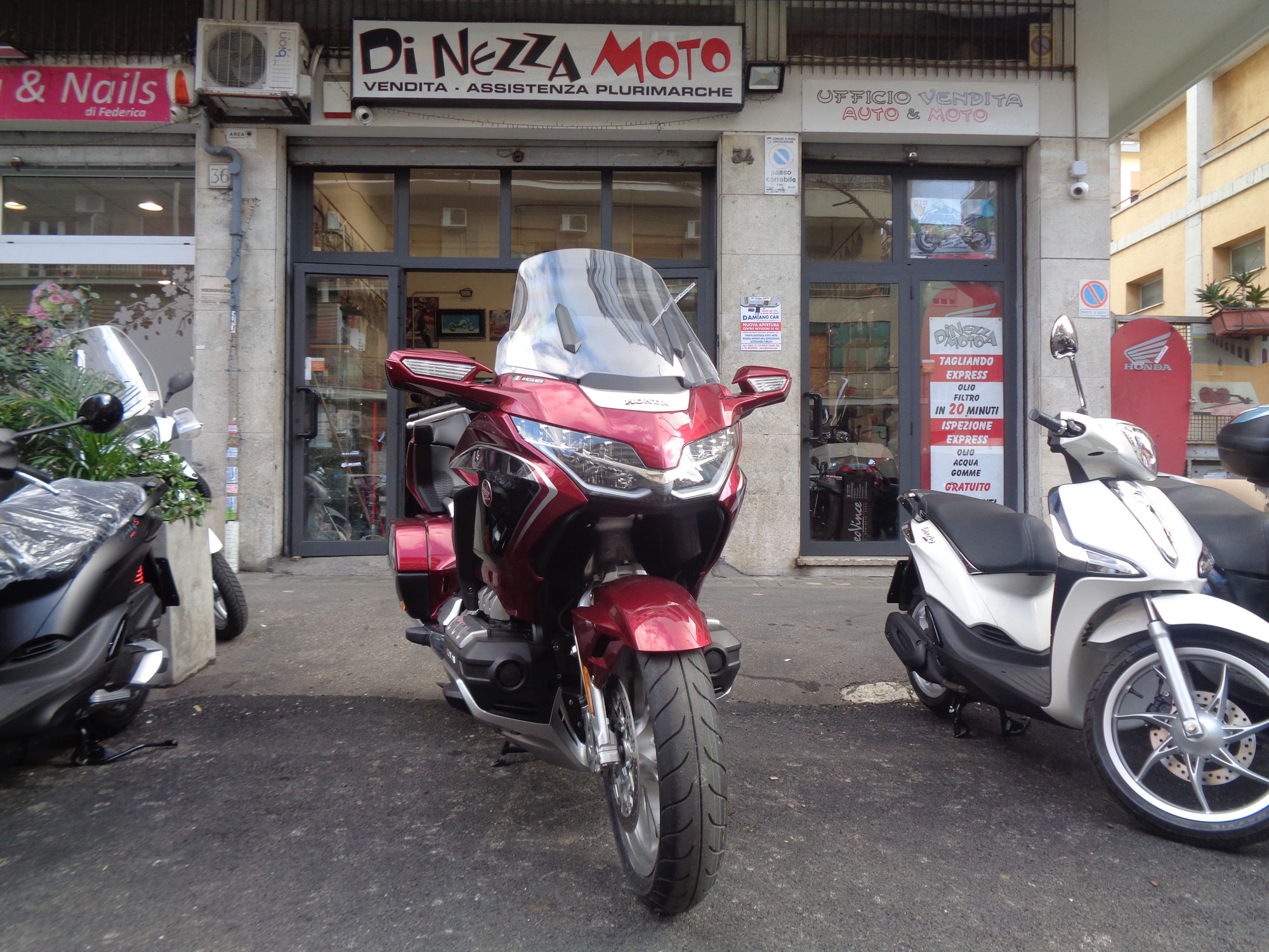 HONDA GL 1800 GOLD WING ABS TOUR DCT - 2019 - KM 10.000 - EURO 4