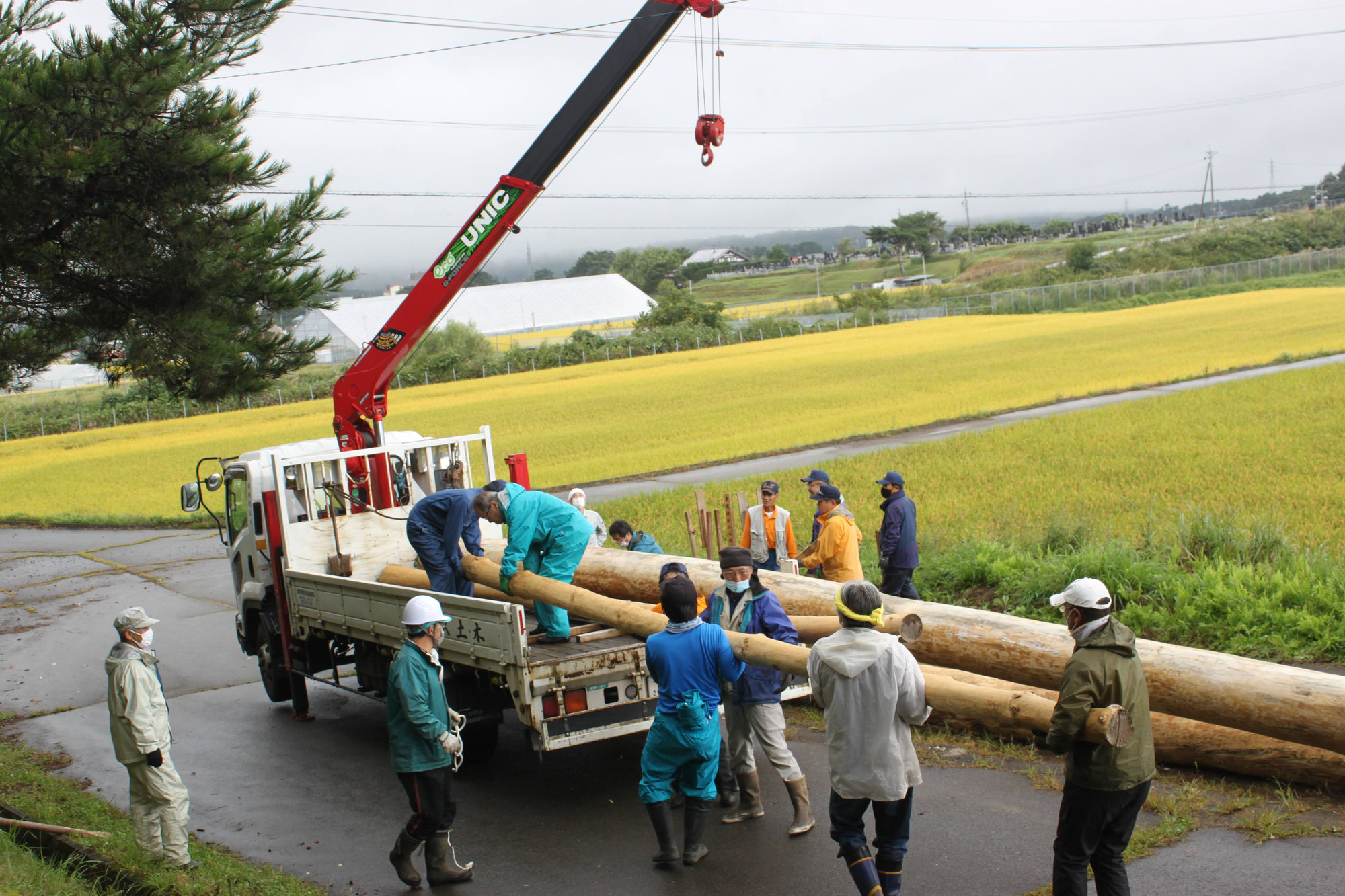 大理神社御柱祭（里曳き）に向けて準備作業が行われました