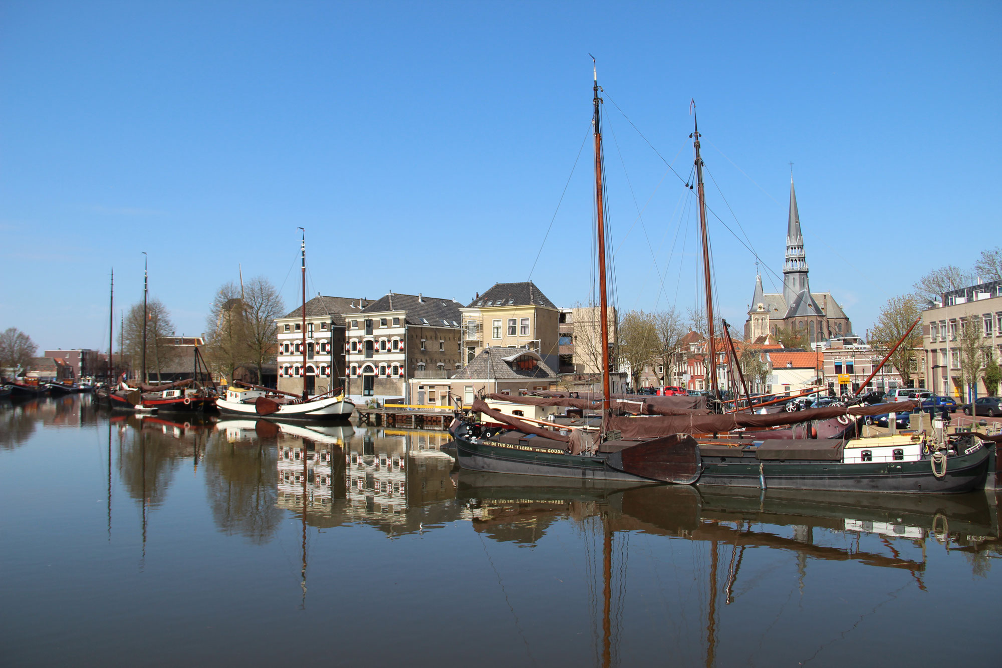 zes steden één verleden