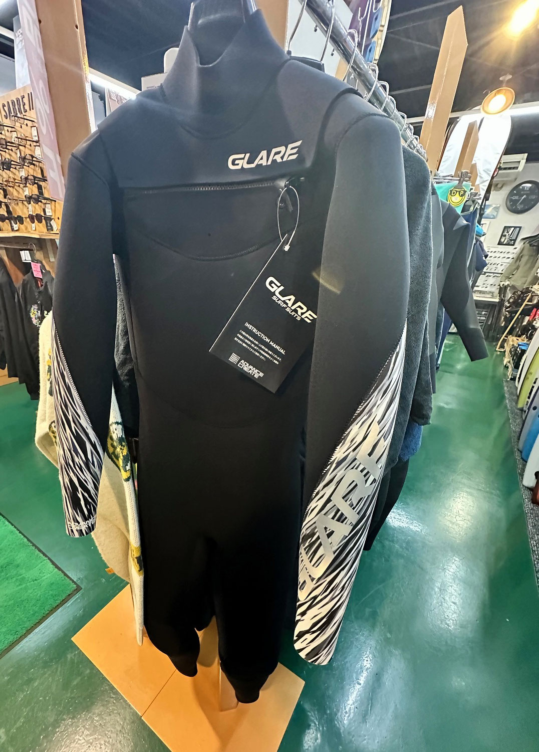 Glare surfsuit - 千葉県市原市のサーフショップchpwestの Glare surfsuit - 千葉県市原市のサーフショップchpwestの