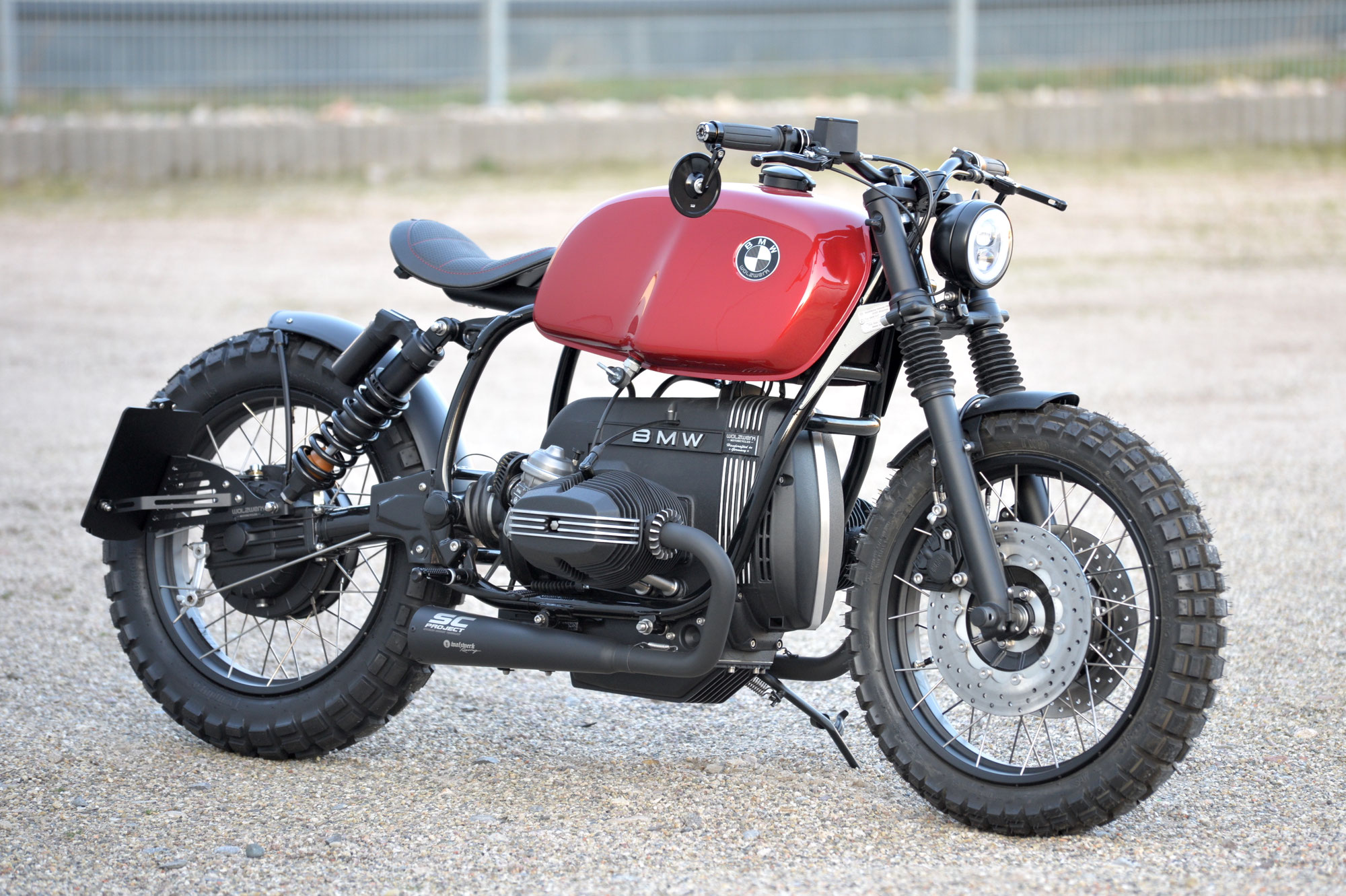 New Bike: SCHIZZO® Bobber in Porsche "Wine Red Metallic"!