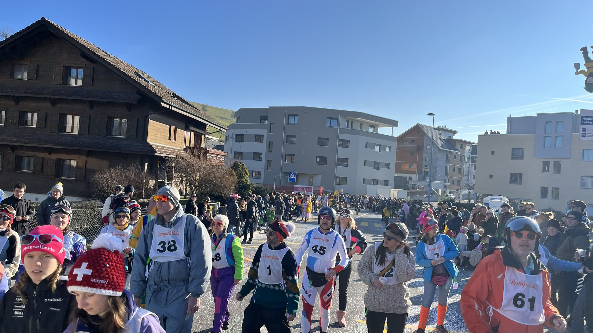 Ein glitzerndes Après-Ski Abenteuer: Unser Rückblick auf die Fasnacht 2024