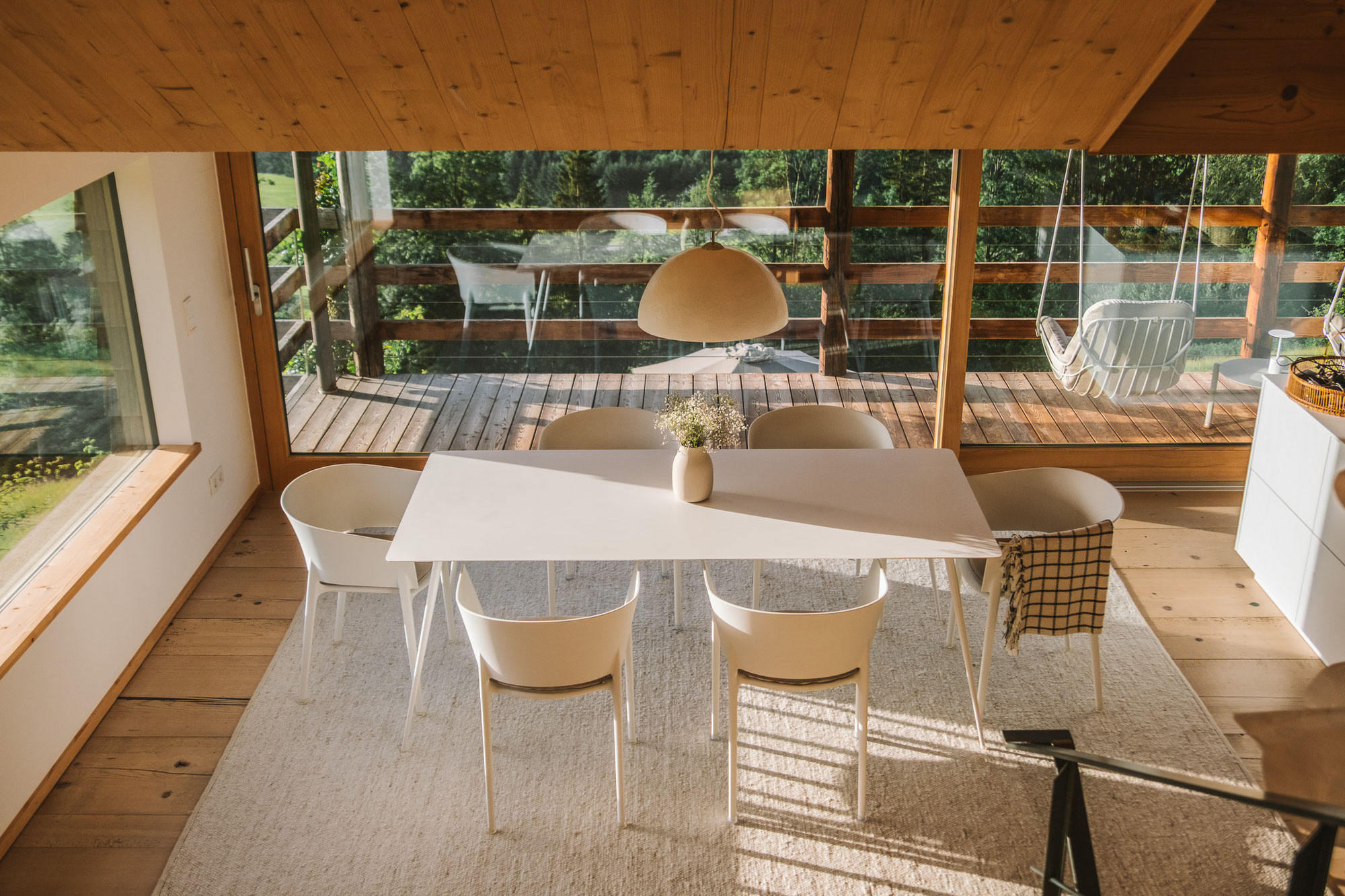JÄGERSBERG • Where Alpine views meet laid-back luxury | Panoramic living in the mountains above Oberstdorf, Allgäu – Bavaria