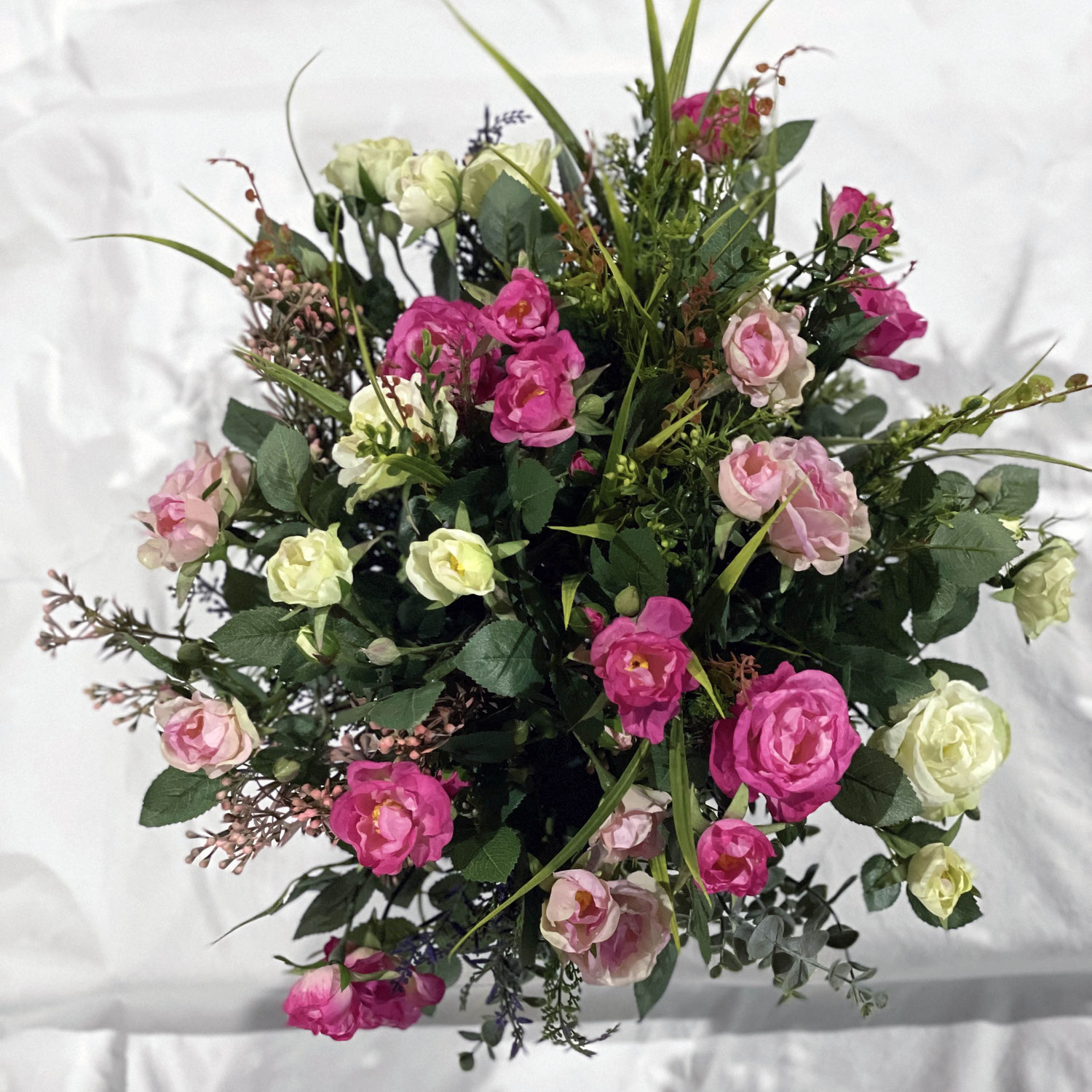 The Art of Gifting: Artificial Flowers for Mother's Day and Beyond