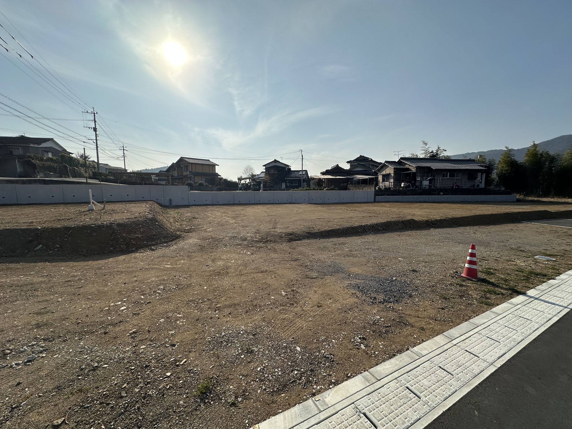 【望月　分譲宅地】734.14万円　坪単価11万円