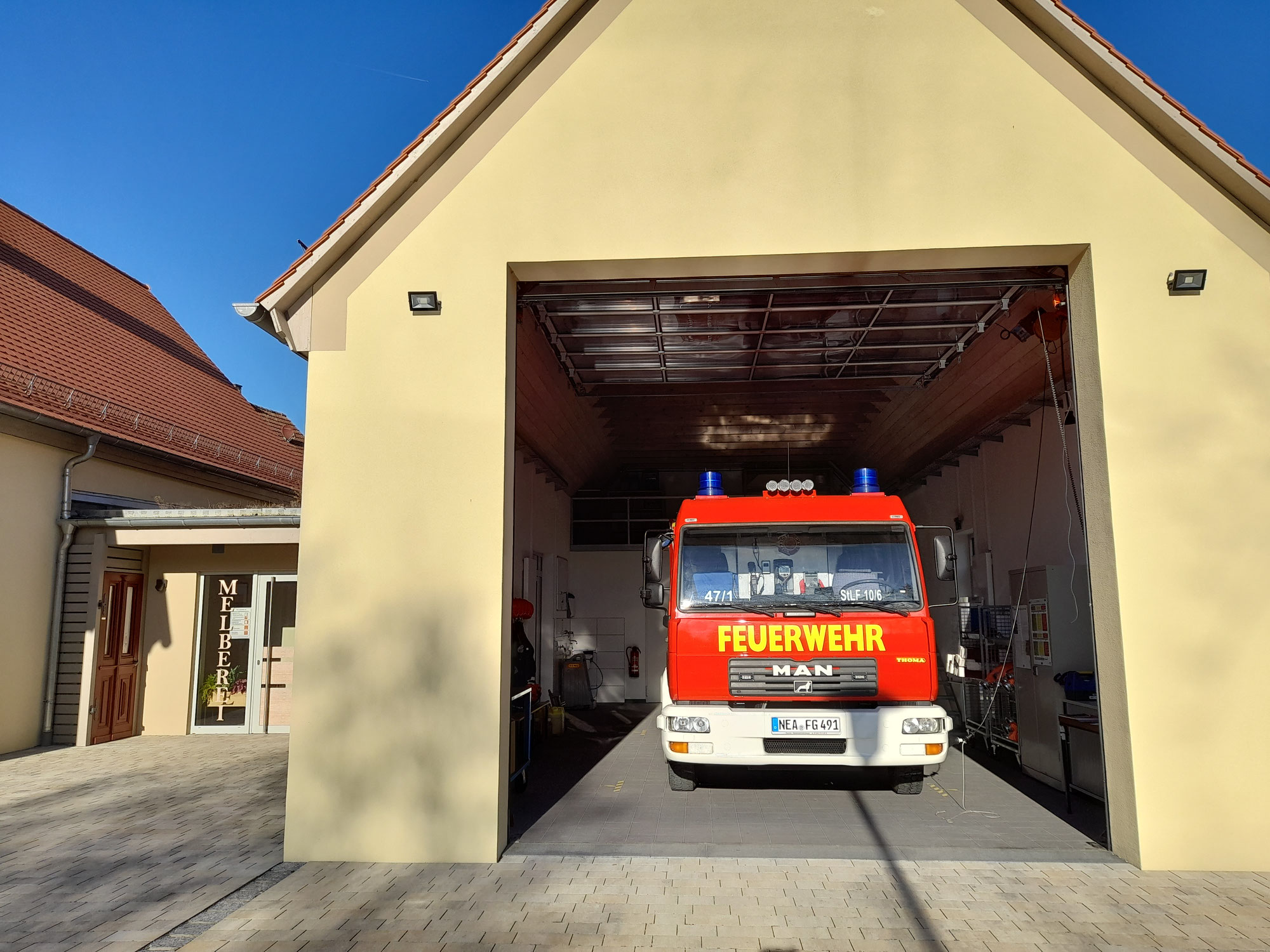 Das Staffellöschfahrzeug ist in seinem neuen zu Hause angekommen