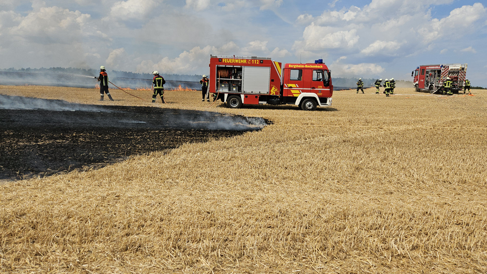 Feuerwehr Einsatz: Feldbrand bei Rappoldshofen