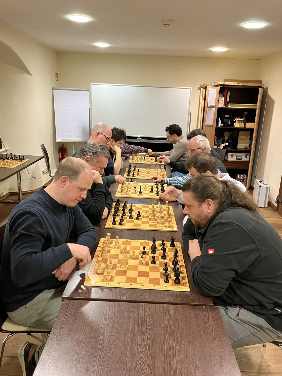 Internes Blitzschach-Rundenturnier – Möööp-Chaos inklusive