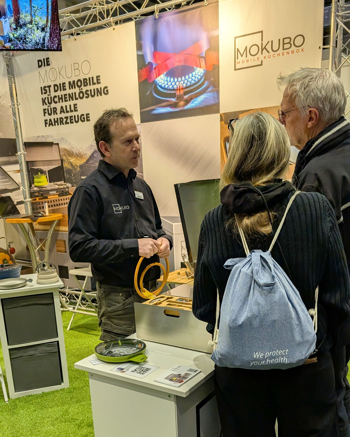 Wir sind mit der MOKUBO, unserer mobilen Küchenbox, auf der REISEN & CARAVANING Messe in Hamburg! 
