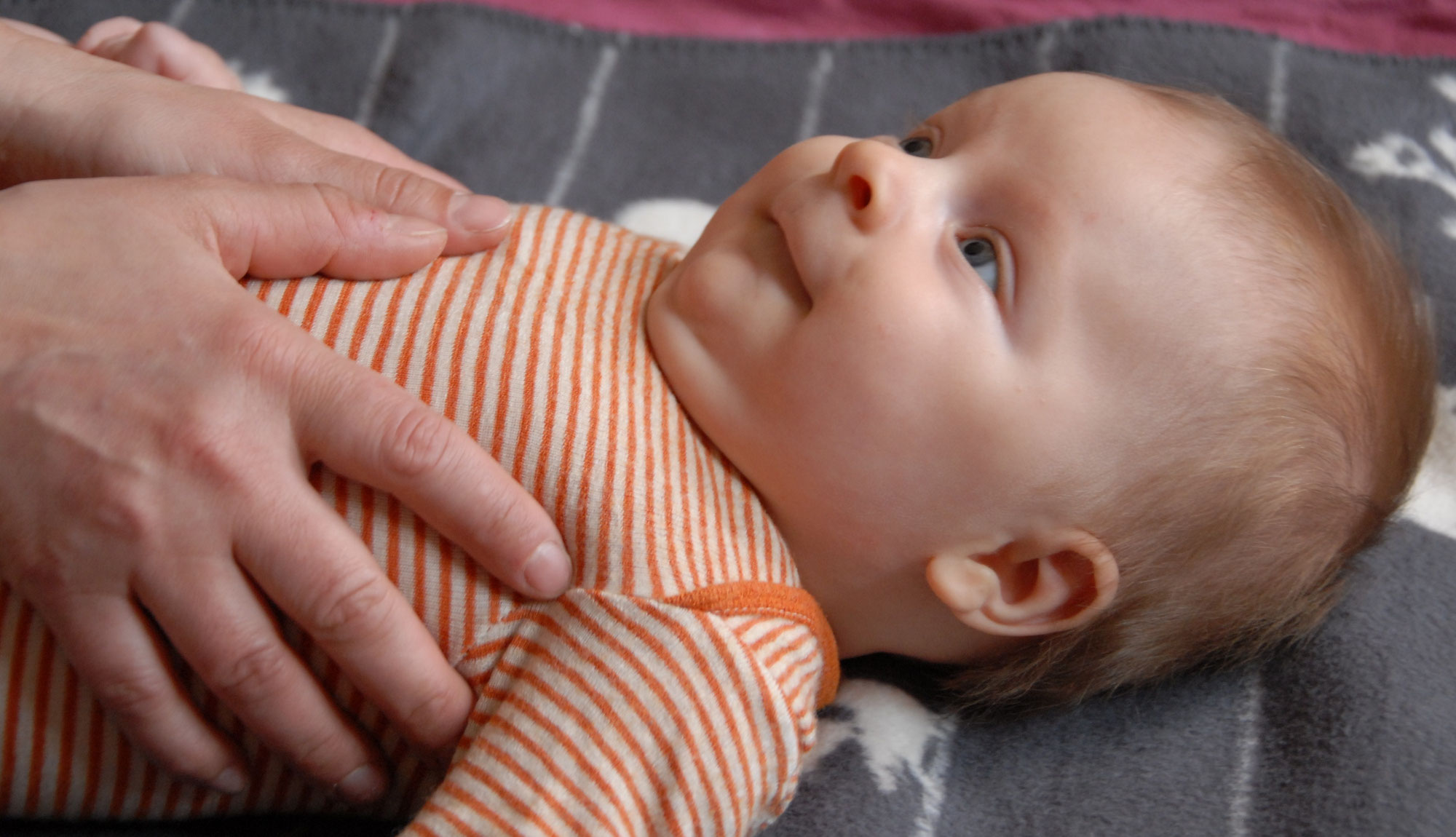 Plötzlicher Kindstod (SIDS): So sieht sicherer Babyschlaf aus