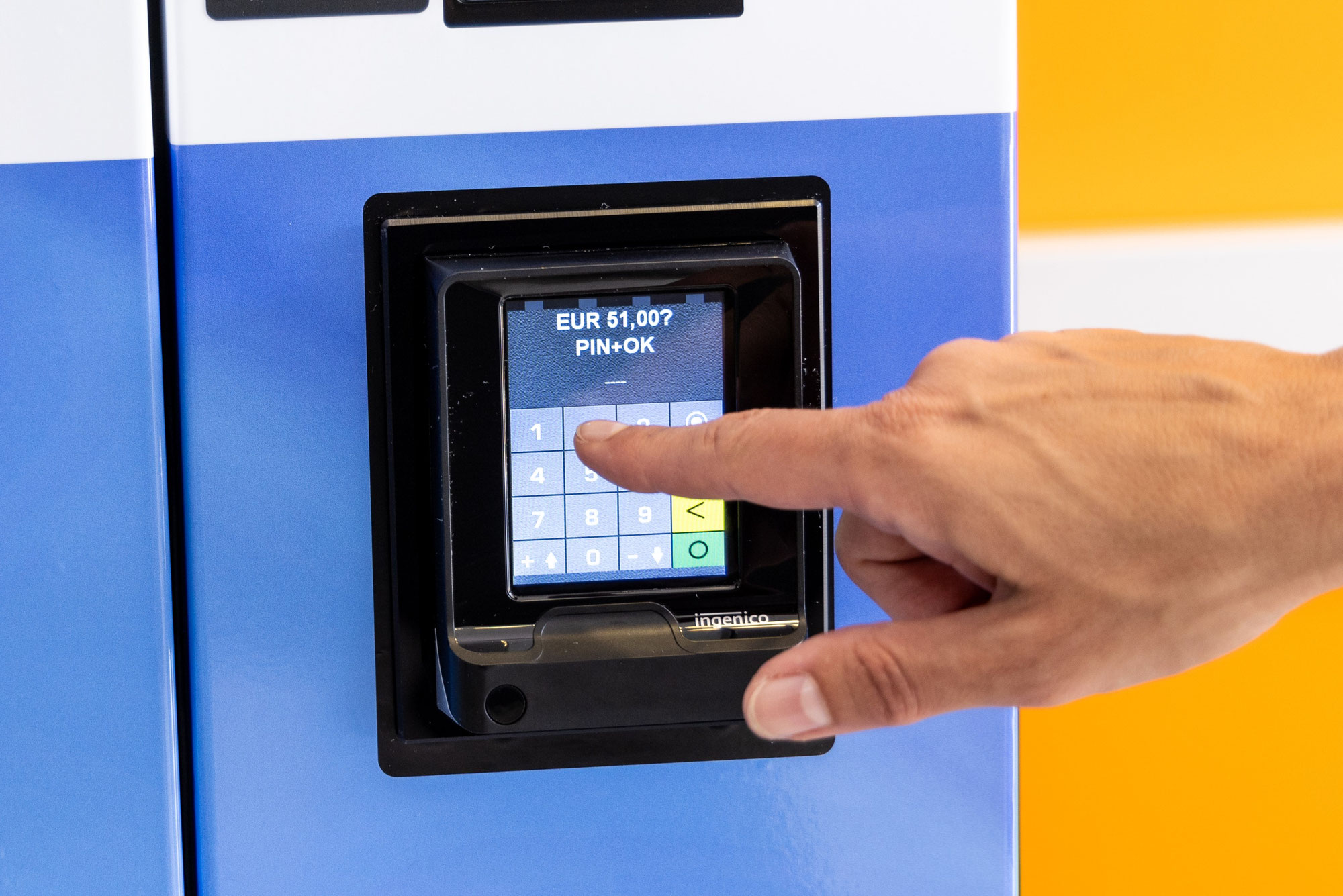 PIN on Glass: inform ermöglicht unlimitierte Käufe an Verkaufsautomaten!