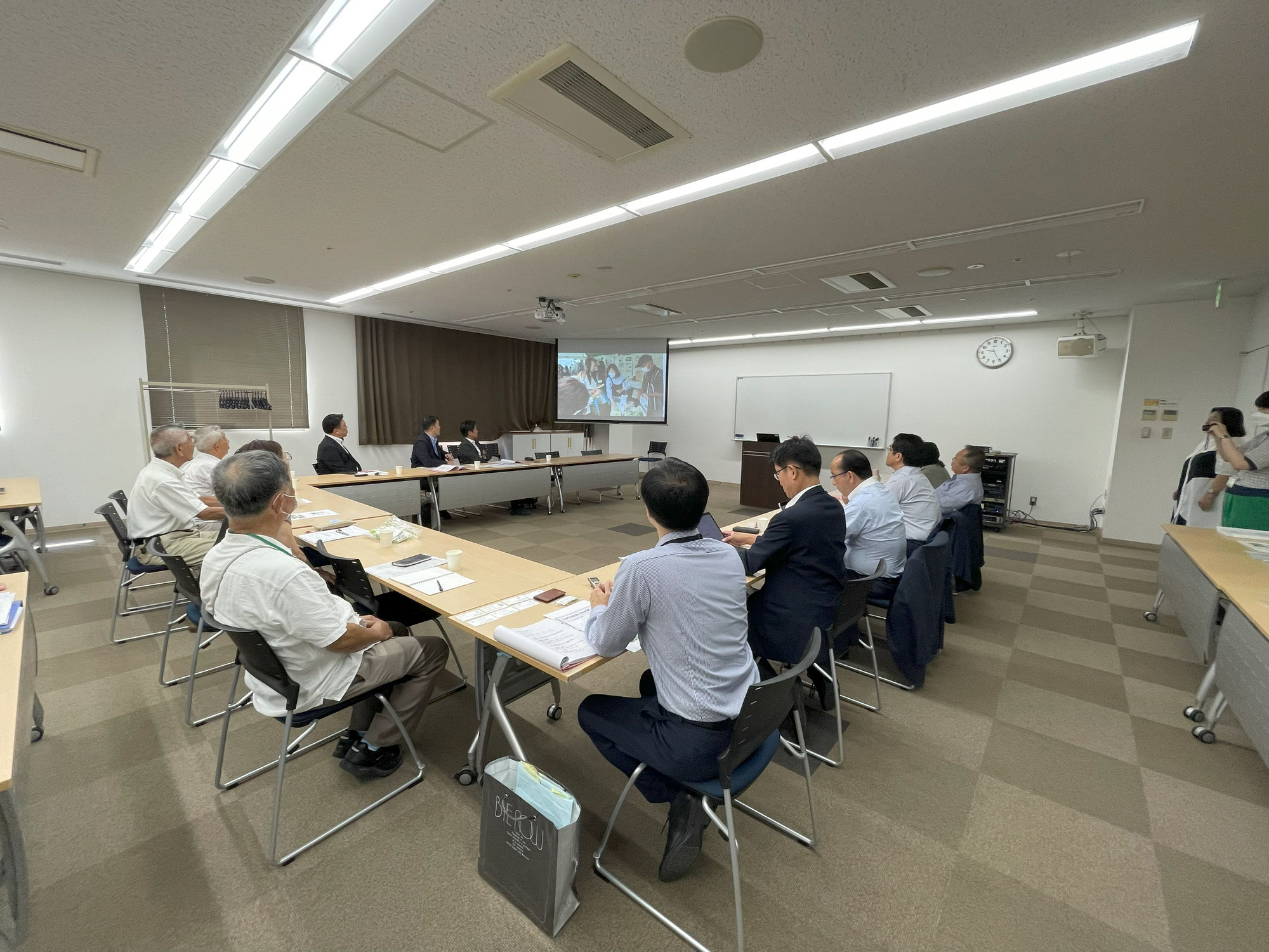 鹿児島県議会　総務警察委員会行政視察