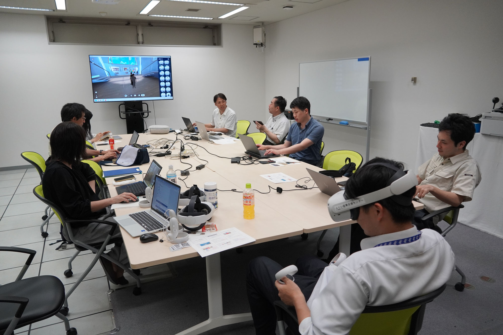 メタバース体験会forビジネス（メタバース研究会）を開催しました。
