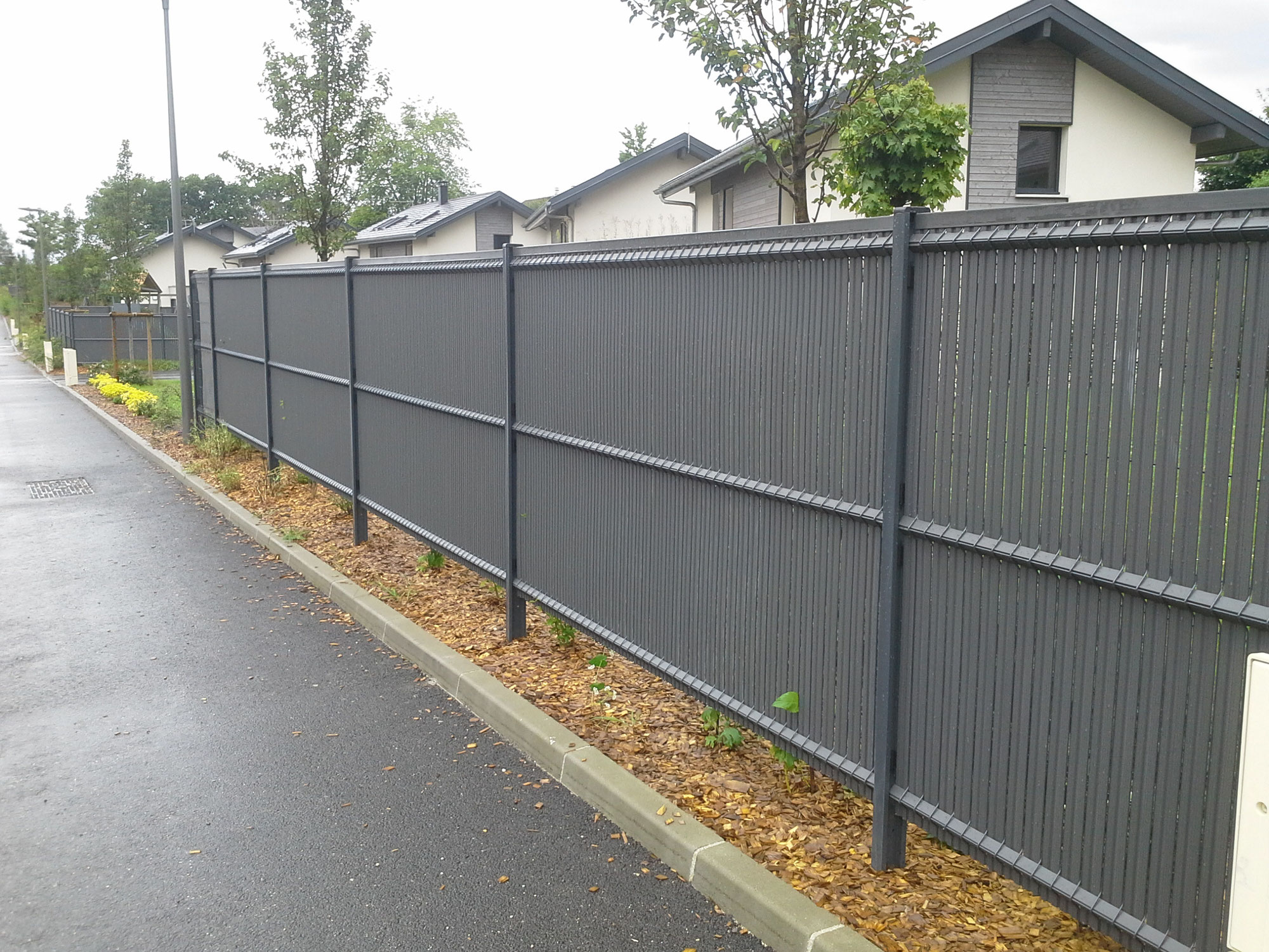 Comment choisir la clôture parfaite pour votre espace extérieur ?