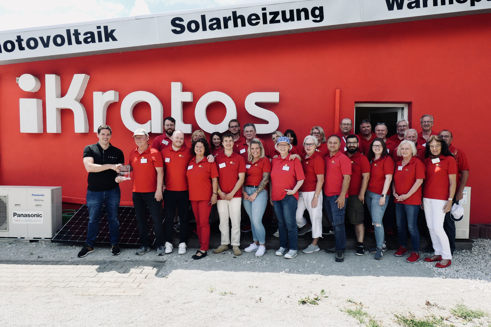 iKratos als bester Tesla Powerwall Partner Deutschlands ausgezeichnet