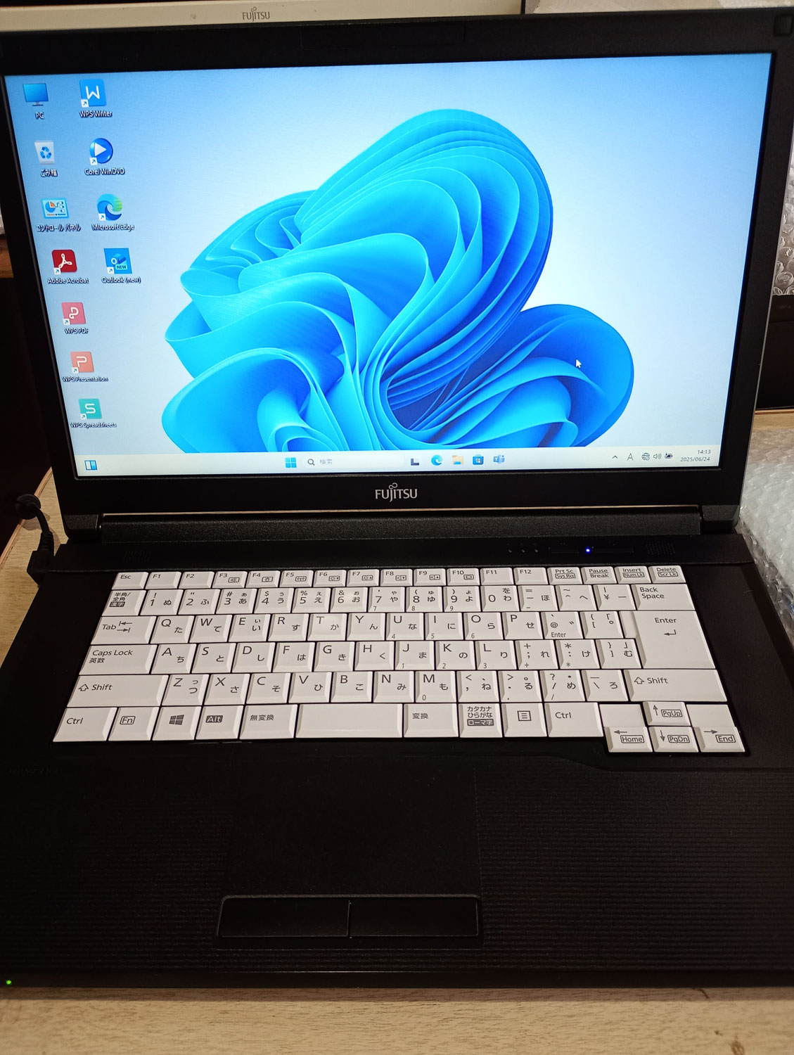 静岡県磐田市から中古パソコンの設定｜富士通 LIFEBOOK A579/B（FMVA64007）