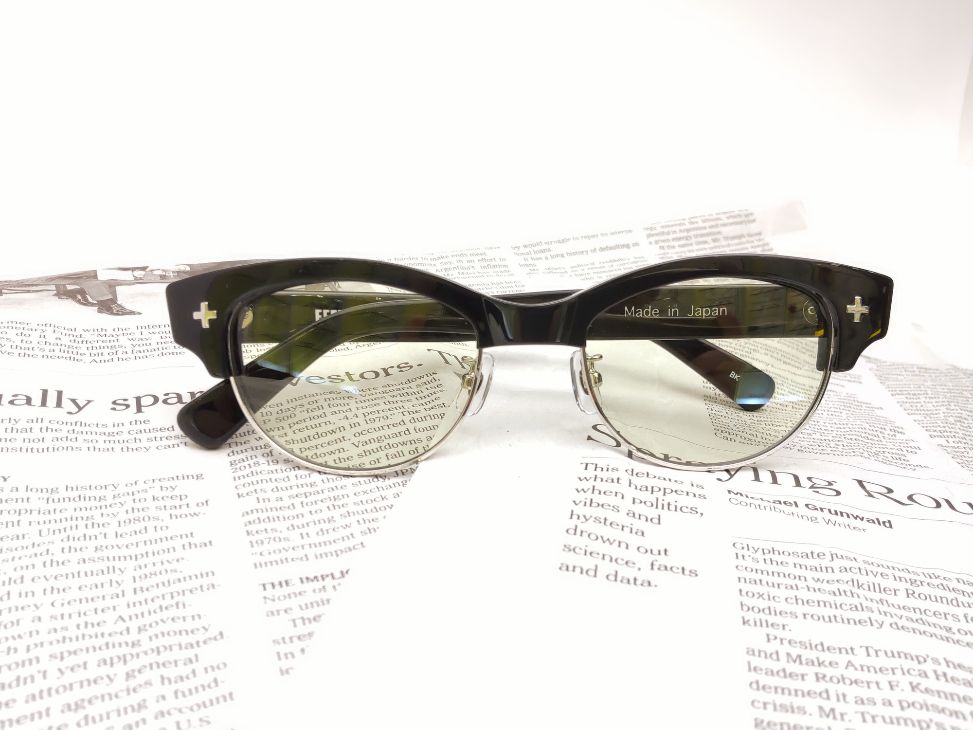 EFFECTOR ようやく届きました。