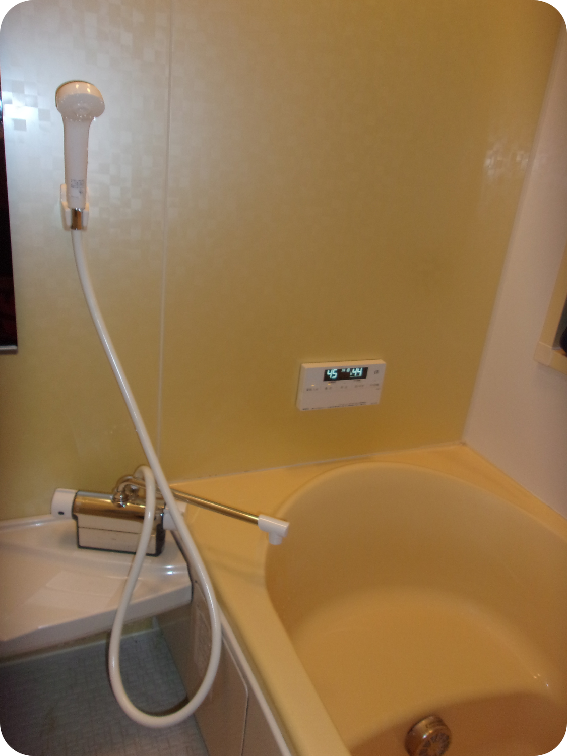 燕市｜シャワー水栓交換工事｜水漏れのためKVK FTB200DP2R3へ交換｜藤沢総業