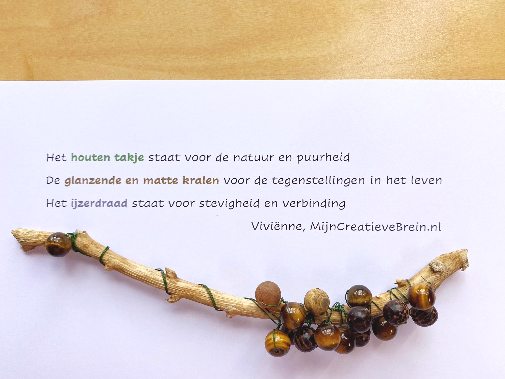 Creatief met een tak