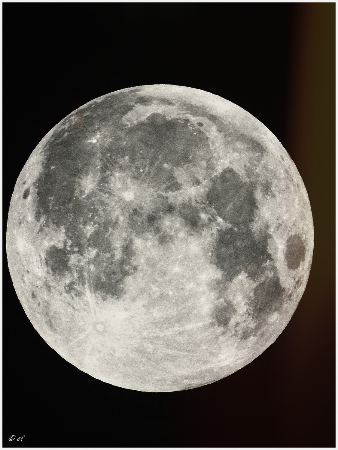 Ein Supermond im November 2025