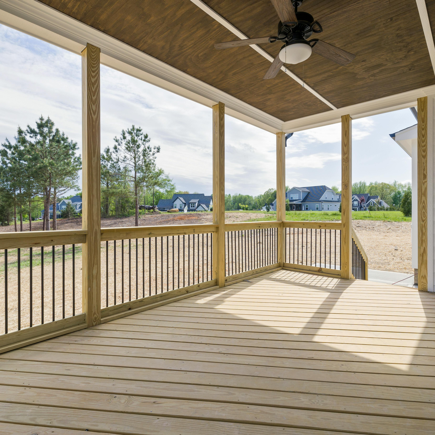 Bringing Your Deck Back to Life Through Renovation