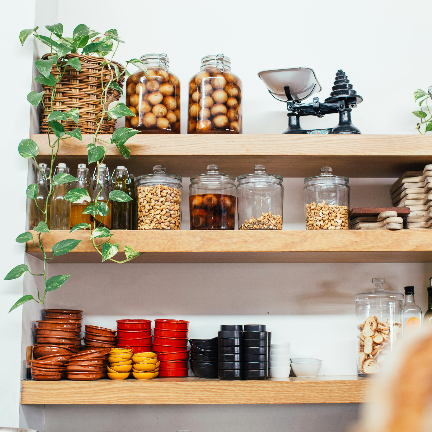 How to Design the Perfect Butler's Pantry: A Comprehensive Guide