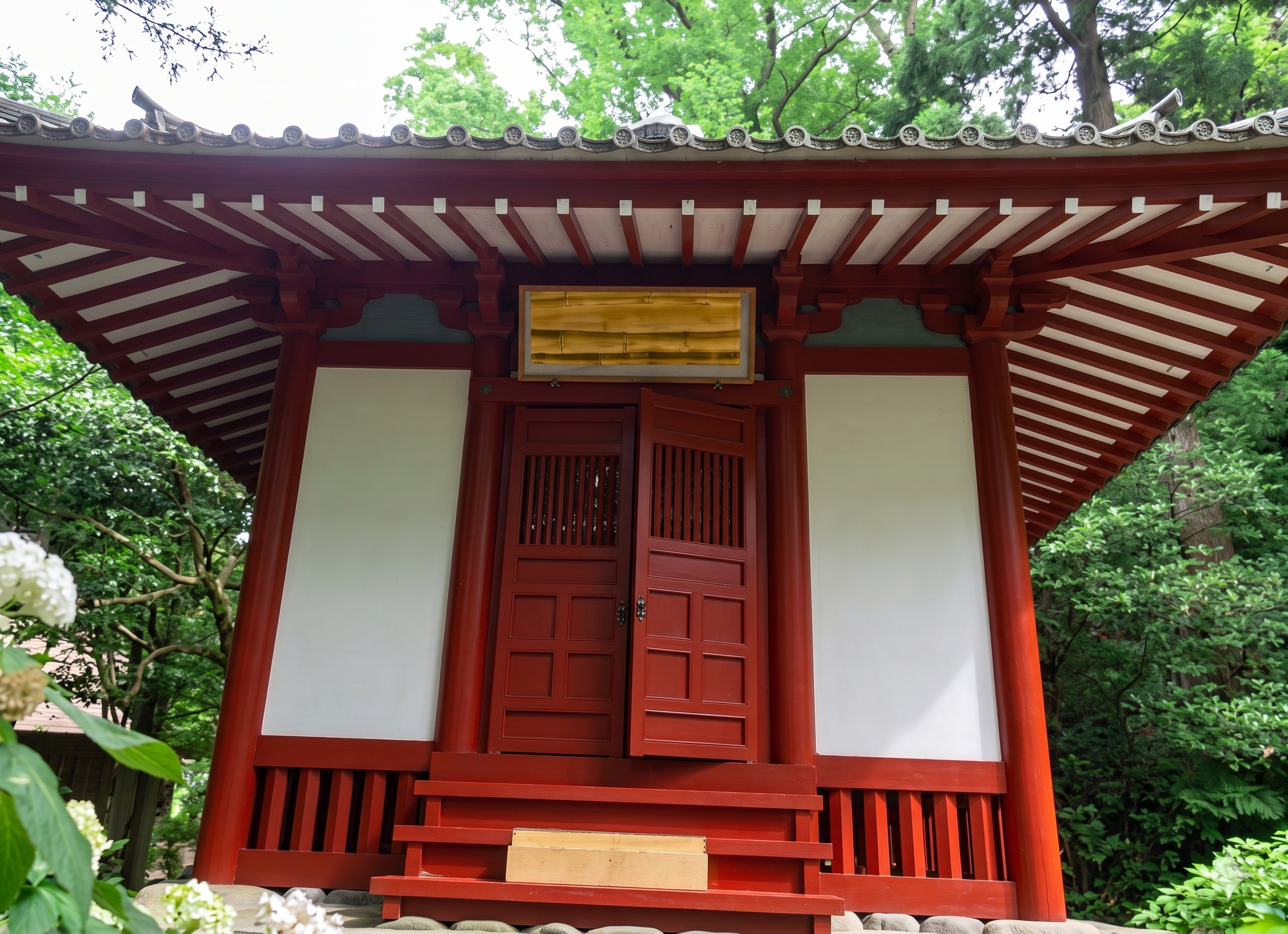 鎌倉の寺院に液体ガラス施工を行いました