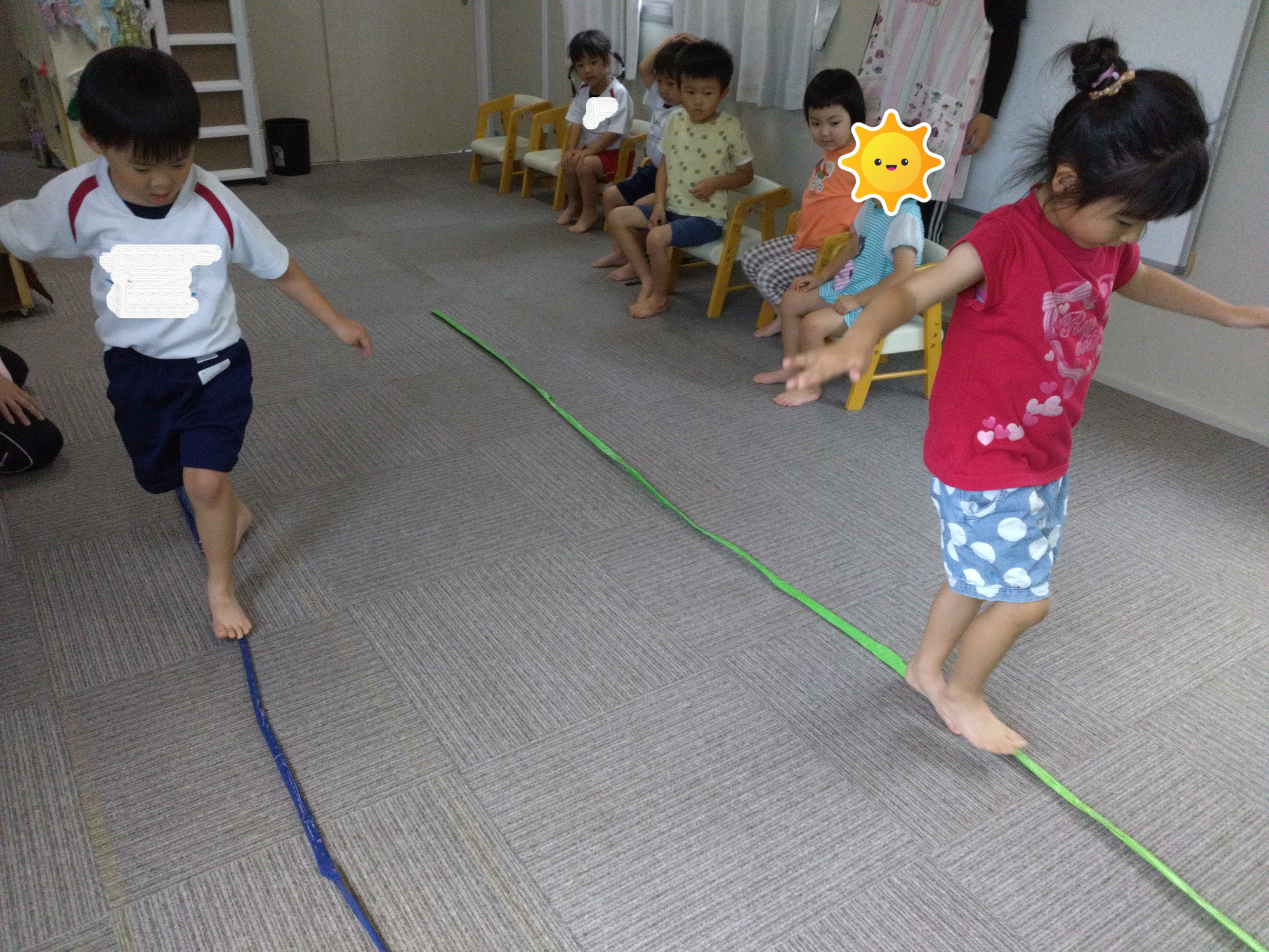 上手に歩こう　前・横・後ろ！