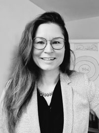 Birgit Allerstorfer ist Moderatorin für Teamentwicklung und Leadership in Linz.