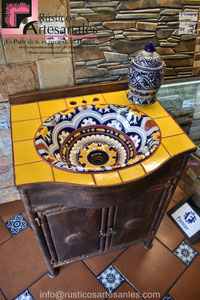 Muebles para Baño de Herrería con Azulejo Artesanal Decorado y Ovalín Tipo Talavera hecho 100% a Mano para Acabados Mexicanos