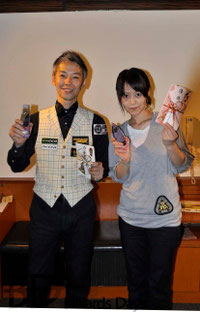 塙プロ&夕川プロ。Congrats !