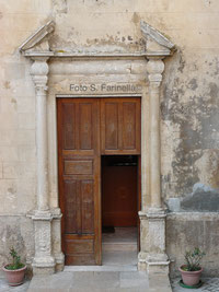 Andrea Bonanno ?, Portale della chiesa del Carmine (foto S. Farinella©)