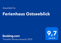 Ferienhaus Ostseeblick mit Ostsee im Hintergrund