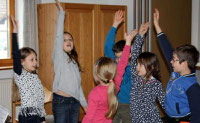 Jesus ist der Größte - und den Kleinen des Aster Kinderchores ist die Freude am Singen anzusehen.