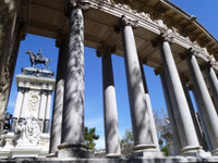 Monumento a Alfonso XIII. Parque del Retiro. Madrid.