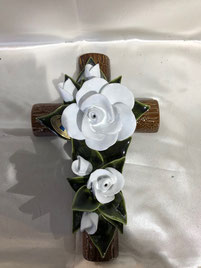 Petit croix céramique - Roses Blanches - 201.00€