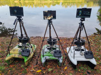 Huur Voerboot Voerboten Baitbaots Baitbaot Pulse Bleu Pulse Red pulse Black XR310 Toslon XR500 autopilot Carppilot pro onderwatercamera Toslon TF520 visvinder Fishfinders visvinders ToslonTF740 karpervisser Raymarine pro5 3DCarps karper huren voerboot