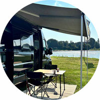 Wohnmobil Markise vor Rhein 2025