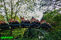 Rasender Tausendfüßler Zierer Large Tivoli Coaster Achterbahn Erlebnispark Tripsdrill Cleebronn Baden Württemberg Freizeitpark Themepark Wildpark Attraktionen Fahrgeschäfte Park Plan Parkplan Map Guide Anfahrt Adresse Achterbahn 