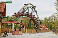 Hals über Kopf Vekoma Suspended Thrill Coaster Inverted Achterbahn  Erlebnispark Tripsdrill Cleebronn Baden Württemberg Freizeitpark Themepark Wildpark Attraktionen Fahrgeschäfte Park Plan Parkplan Map Guide Anfahrt Adresse Achterbahn 