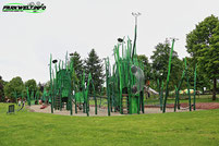 Wichteldorf Spielplatz Spiel Platz Panorama Park Sauerland Freizeitpark Ausflugsziel Wildpark Rodelbahn Sommer Ausflugsziel Familien Ausflug Info Attraktionen Fahrgeschäfte Tiere