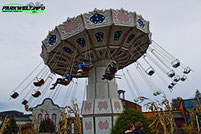 Wellenflieger Zierer Ketten Karussell Kettenkarussell Freizeitpark Fort Fun Abenteuerland