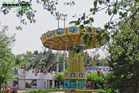 Le Mistal Wellenflug Kettenkarussell Zierer Walygator Grand Est Parc Freizeitpark Frankreich France Metz Attraktionen Park Plan Map Guide Anfahrt Attraktionen Fahrgeschäfte Achterbahn Coaster Info