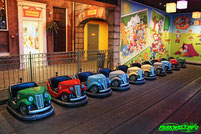 Botsautos De Autoscooter Kinder Plopsa Indoor Coevorden Freizeitpark Themepark Niederlande holland Achterbahn Coaster Attraktionen Fahrgeschäft Center Parcs Huttenheugte Park Plan Map Guide Flyer Info Fahrgeschäfte 