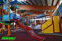 Große Alwetter Spielhalle Indoor Spielplatz Attraktionen Fahrgeschäfte Freizeitpark Lochmühle